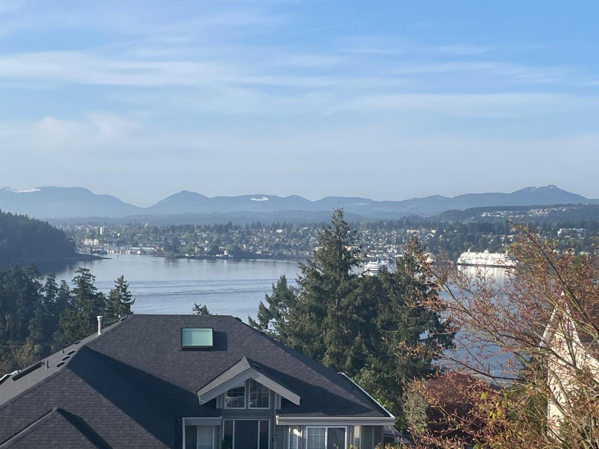 Panoramic Ocean View Leilighet Nanaimo Eksteriør bilde